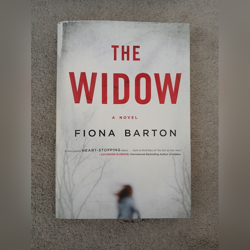 🤯2/$15 The Widow by Fiona Barton Paperback Book